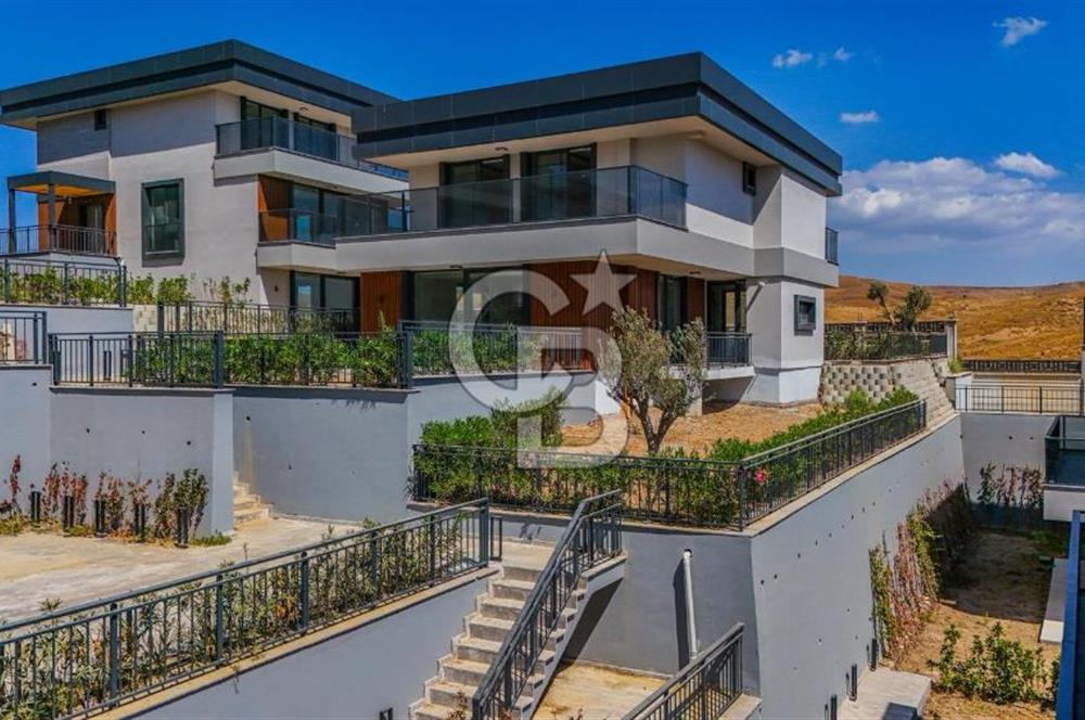 Satılık Konsept Site Projesinde Özel Tasarım Villa