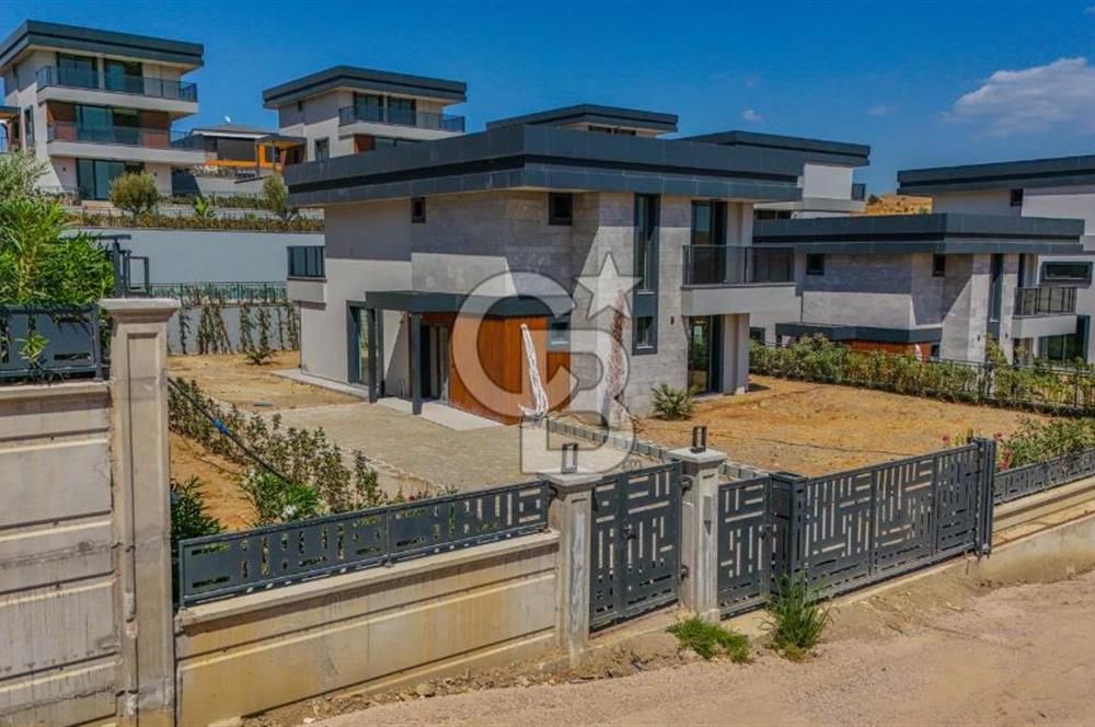Satılık Konsept Site Projesinde Özel Tasarım Villa
