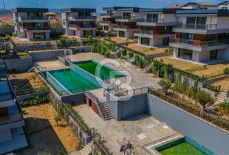 Satılık Konsept Site Projesinde Özel Tasarım Villa