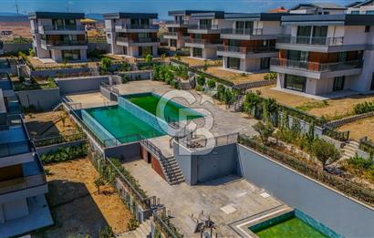 Satılık Konsept Site Projesinde Özel Tasarım Villa