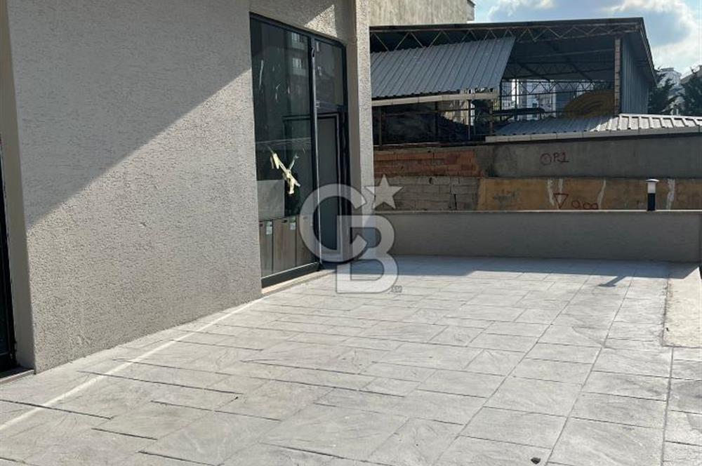 Maltepe Altayçeşmede Nihal sokak'ta sıfır binada satılık dükkan 