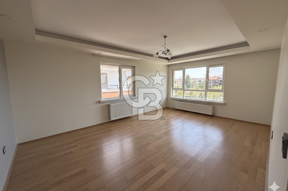 Mogan Gölü Manzaralı Geniş ve Lüks Dubleks Kiralık Daire