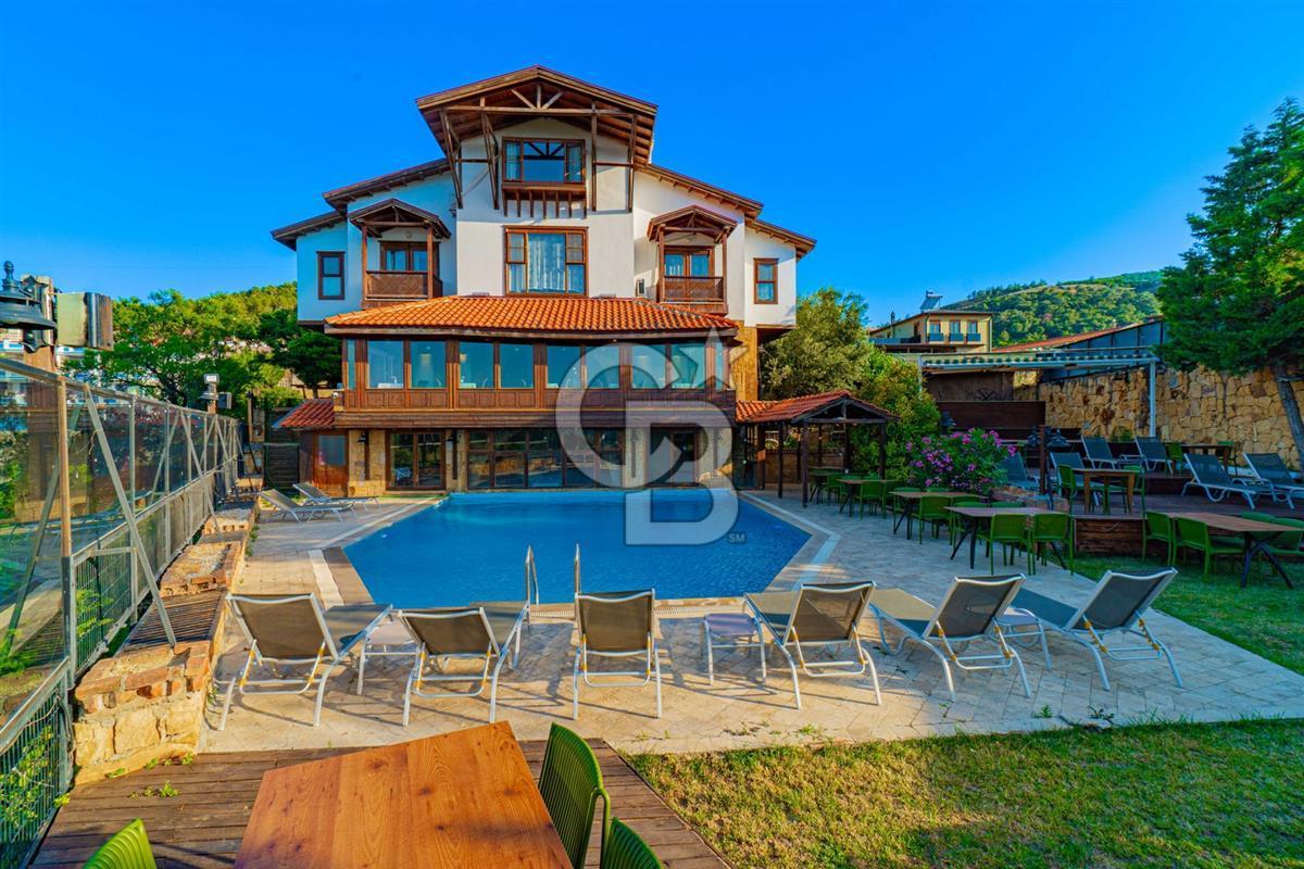 Balıkesir Burhaniye'de Turizm Yatırımı İçin Hazır Satılık Otel