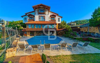 Balıkesir Burhaniye'de Turizm Yatırımı İçin Hazır Satılık Otel