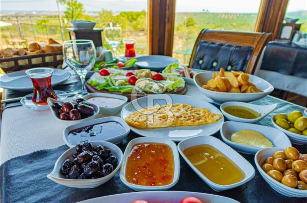 Balıkesir Burhaniye'de Turizm Yatırımı İçin Hazır Satılık Otel