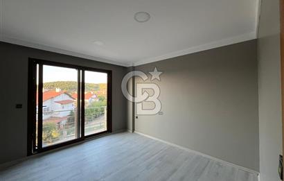 AYVALIK ÇAMLIKTA PRESTİJLİ SİTE TAM MÜSTAKİL SATILIK VİLLA