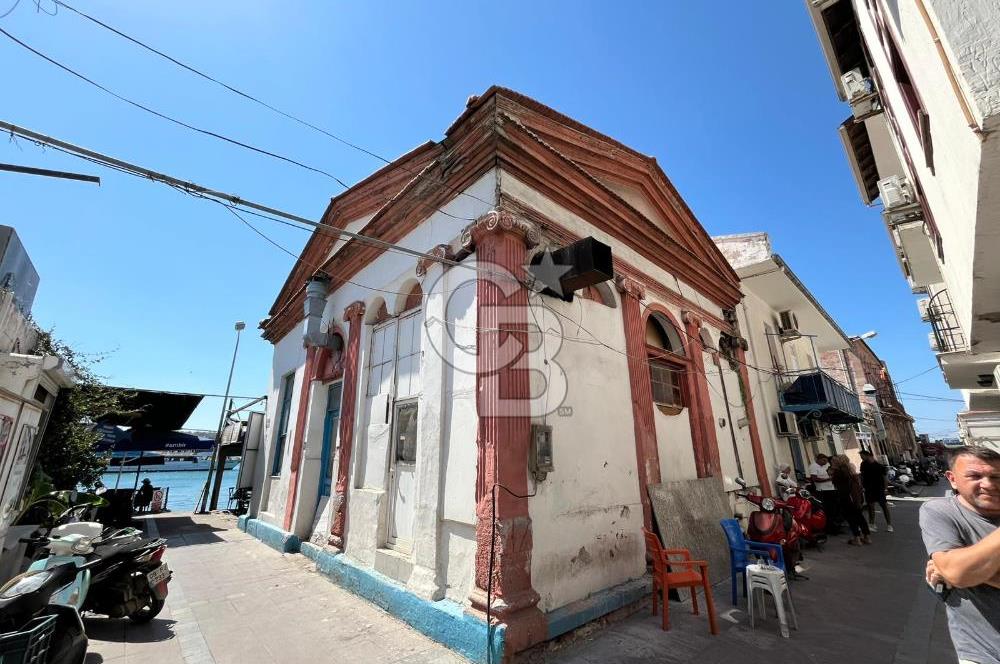 BALIKESİR AYVALIK MERKEZ DE TARİHİ RUM MİMARİLİ TAŞ BİNA SATILIK