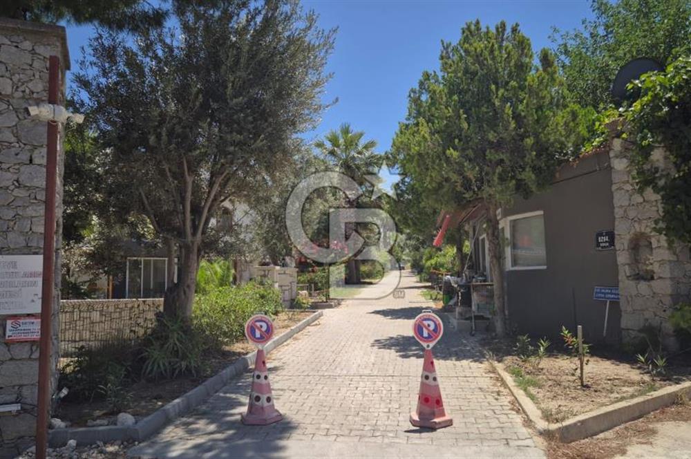 Burak Kul'dan ÇEŞME TATİL SİTESİNDE Fırsat Villa 