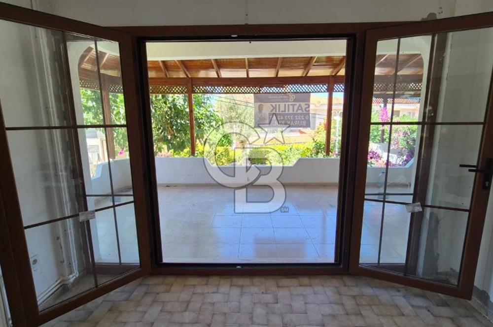 Burak Kul'dan ÇEŞME PANORAMA SİTESİNDE Fırsat Villa
