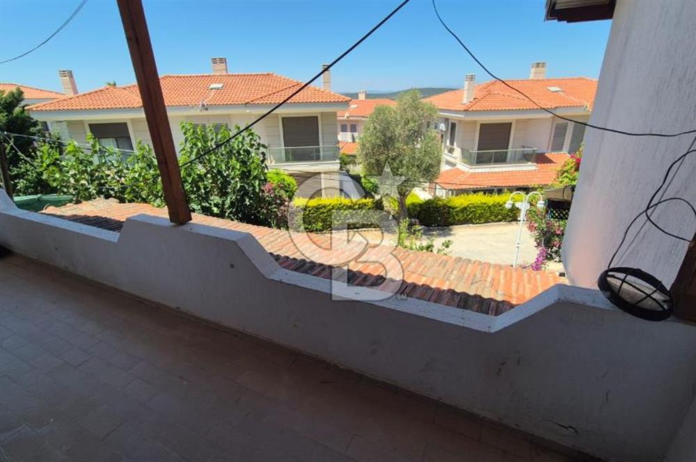 Burak Kul'dan ÇEŞME PANORAMA SİTESİNDE Fırsat Villa
