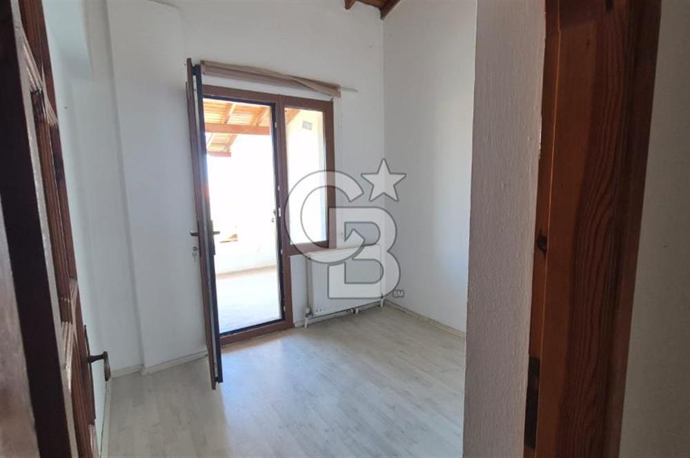 Burak Kul'dan ÇEŞME PANORAMA SİTESİNDE Fırsat Villa