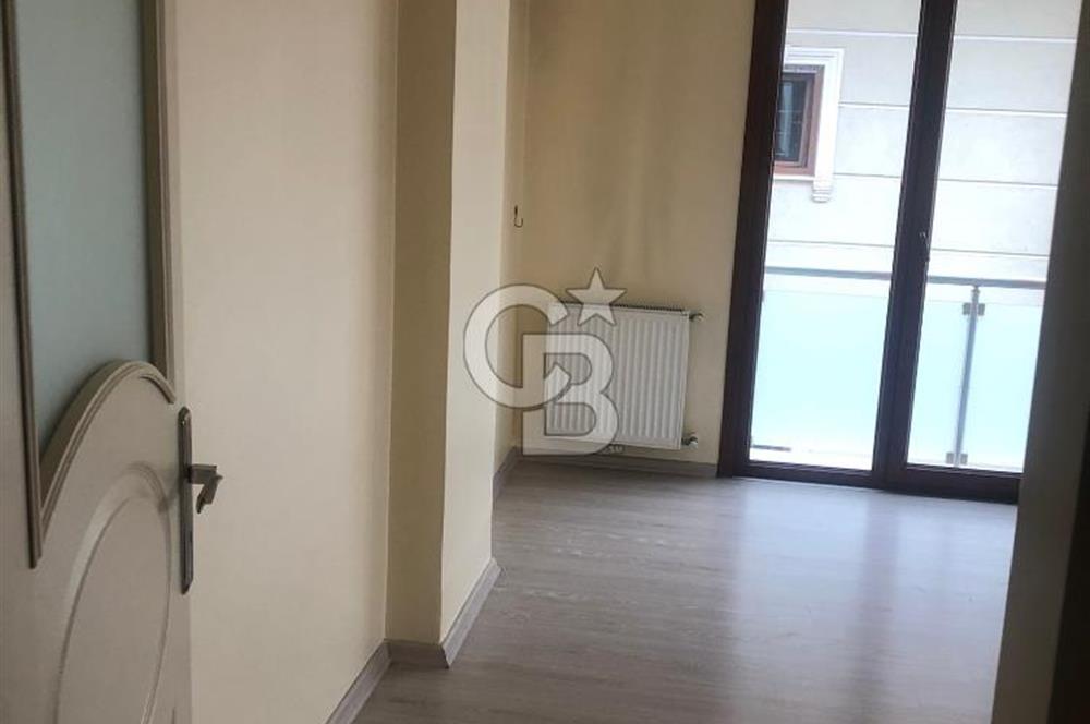 SANCAKTEPE NECİP FAZIL CD ÜZERİ SATILIK 4+1 DAİRE