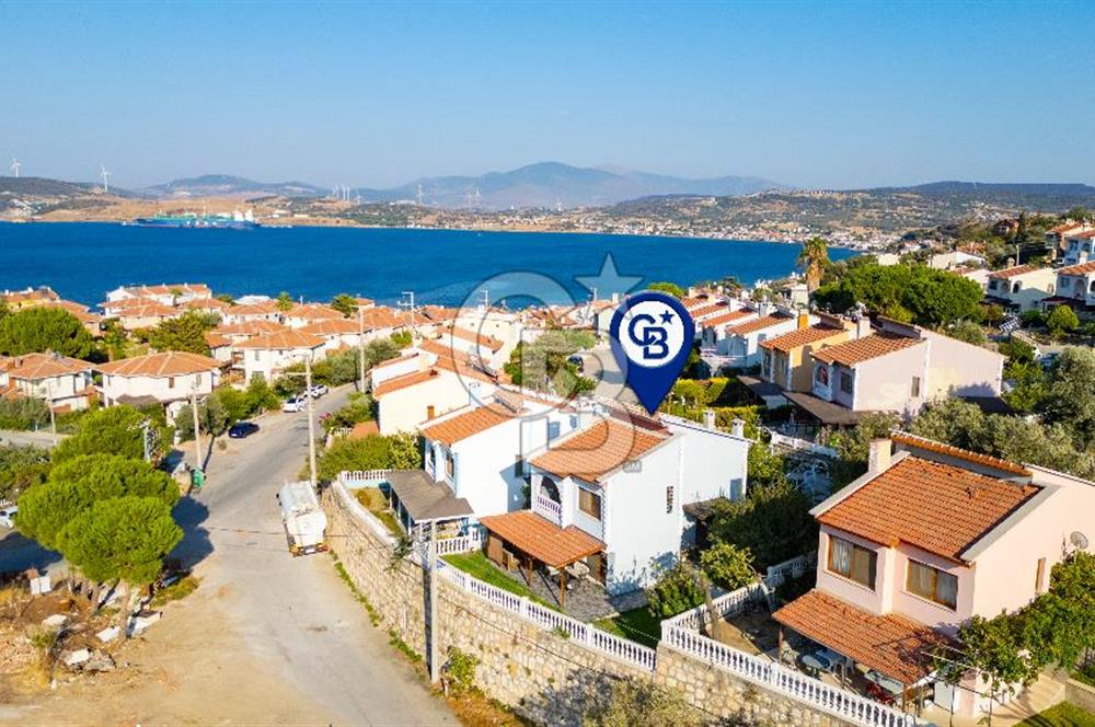Yenifoça Donatkentte Satılık 3+1 Eşyalı Müstakil Villa