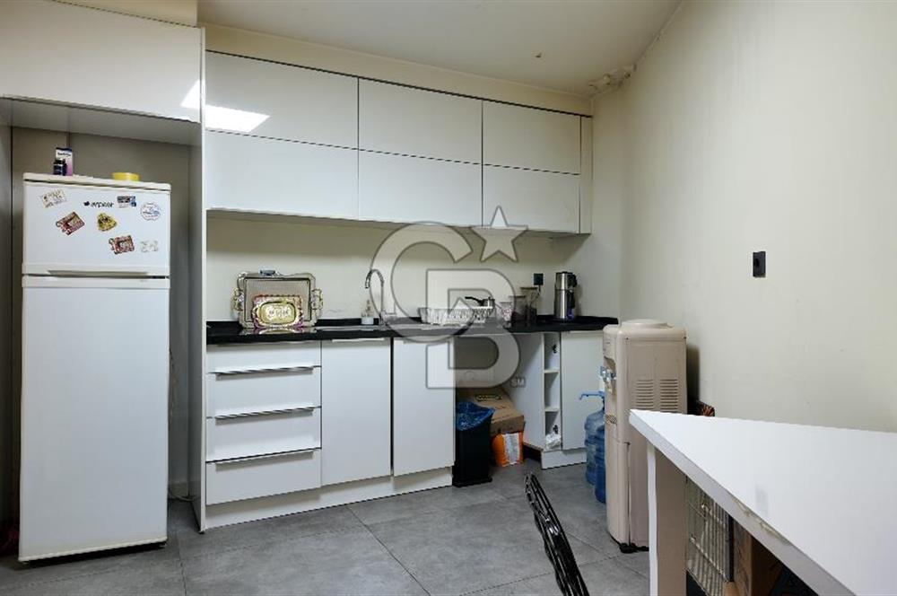 İzmir, Alsancak, Kültür Mah. 190 m2 Kiralık Dükkan & Mağaza