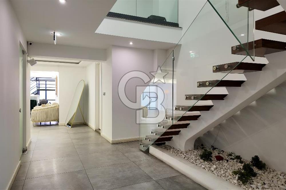 İzmir, Alsancak, Kültür Mah. 190 m2 Kiralık Dükkan & Mağaza