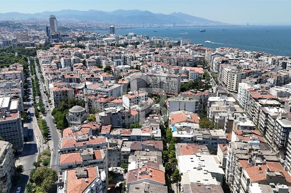 İzmir, Alsancak, Kültür Mah. 190 m2 Kiralık Dükkan & Mağaza
