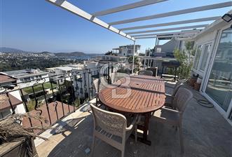BODRUM BİTEZ'DE KİRALIK HAVUZLU, DENİZ MANZARALI TRİPLEKS VİLLA