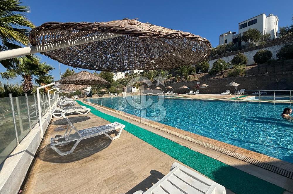 BODRUM BİTEZ'DE KİRALIK HAVUZLU, DENİZ MANZARALI TRİPLEKS VİLLA