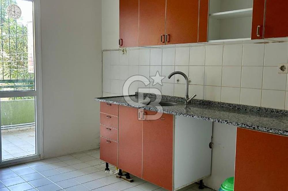 Narlıdere Narbel Sitesi 'nde Giriş Katta 3+1 Kiralık Daire