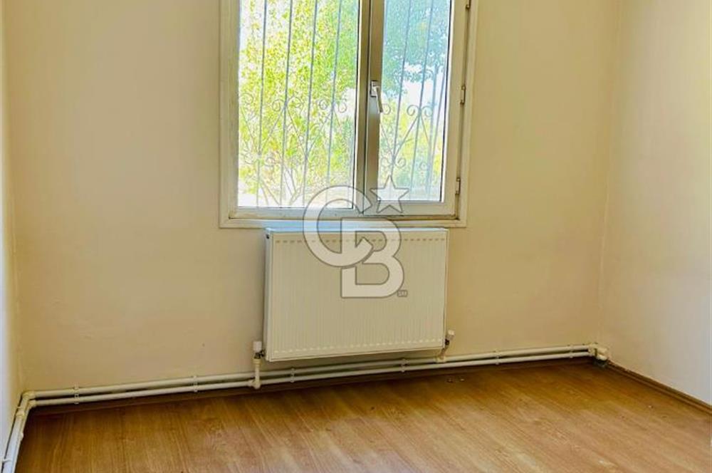 Narlıdere Narbel Sitesi 'nde Giriş Katta 3+1 Kiralık Daire