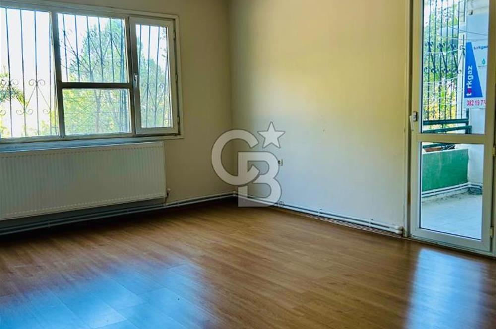 Narlıdere Narbel Sitesi 'nde Giriş Katta 3+1 Kiralık Daire