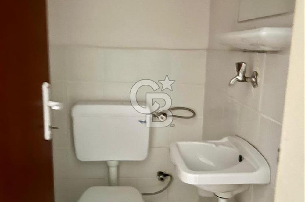 Narlıdere Narbel Sitesi 'nde Giriş Katta 3+1 Kiralık Daire