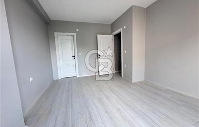 SANCAKTEPE MERKEZDE KAPALI OTOPARKTA 2 + 1 SATILIK DAIRE