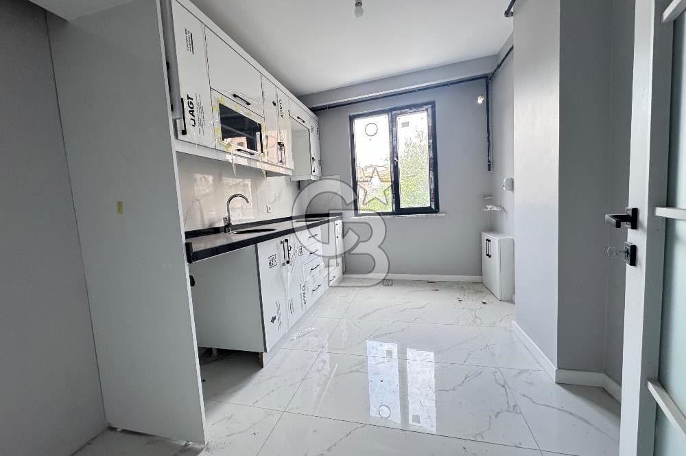 SANCAKTEPE MERKEZDE KAPALI OTOPARKTA 2 + 1 SATILIK DAIRE