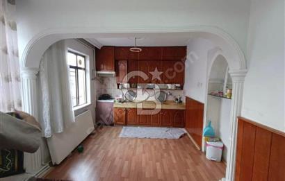 MERKEZDE KOMPLE SATILIK BİNA 