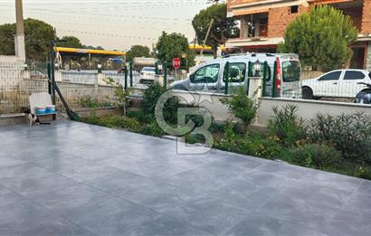 Dikili, Çandarlı da Geniş Bahçeli 1+1 Satılık Daire Denize 2 dk