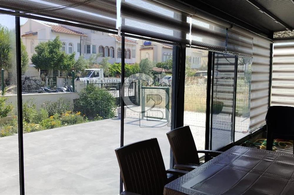 Dikili, Çandarlı da Geniş Bahçeli 1+1 Satılık Daire Denize 2 dk