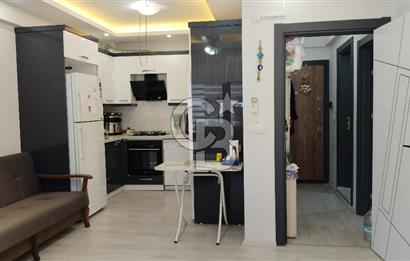 Dikili, Çandarlı da Geniş Bahçeli 1+1 Satılık Daire Denize 2 dk