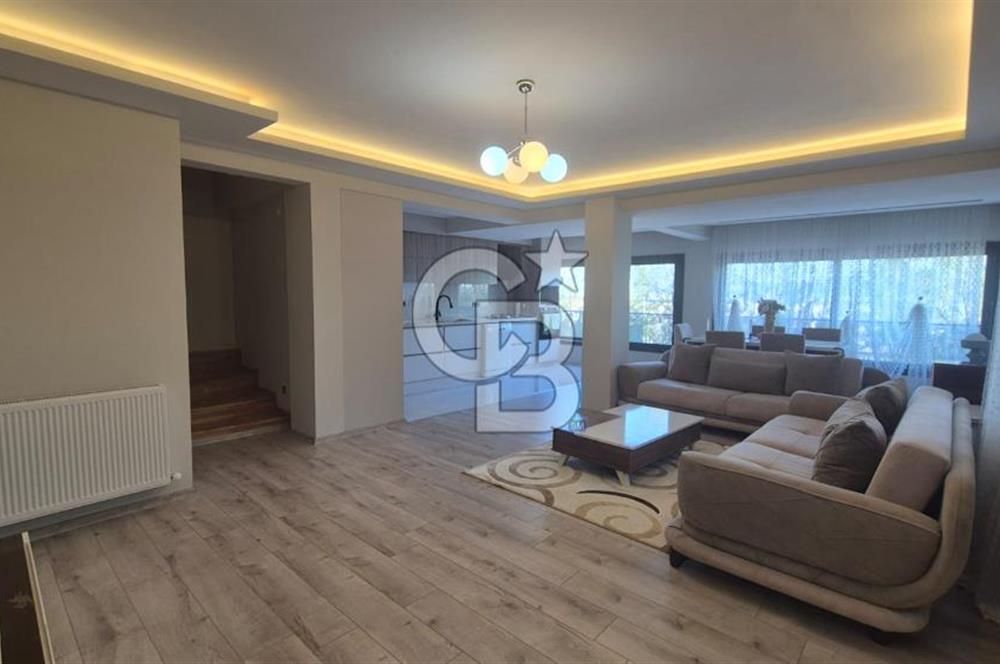 Burak Kul'dan Çiğli de Full Yapılı ve Deniz Manzaralı Tripleks 