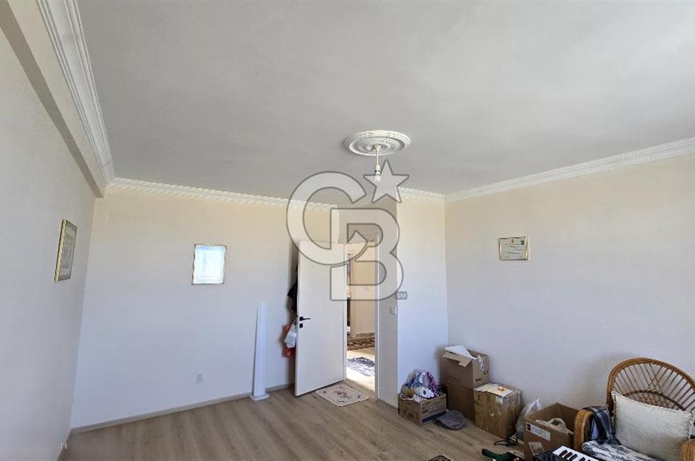 Gölbaşı, Bahçelievlerde Göl Manzaralı Müstakil Villa