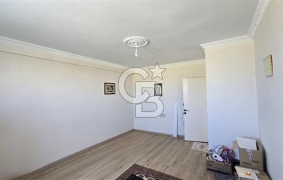 Gölbaşı, Bahçelievlerde Göl Manzaralı Müstakil Villa