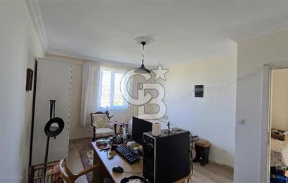 Gölbaşı, Bahçelievlerde Göl Manzaralı Müstakil Villa
