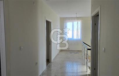 Gölbaşı, Bahçelievlerde Göl Manzaralı Müstakil Villa
