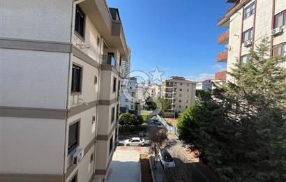 Maltepe Altayçeşme Nihal Sokakta 4 katlı binada kombili kiralık daire 
