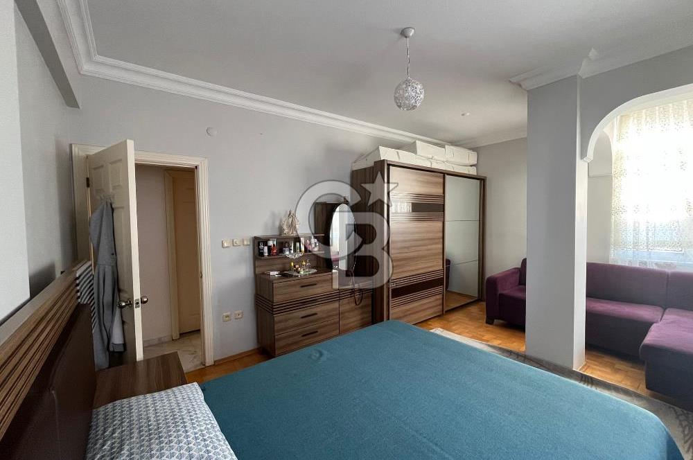 Maltepe Altayçeşme Nihal Sokakta 4 katlı binada kombili kiralık daire 
