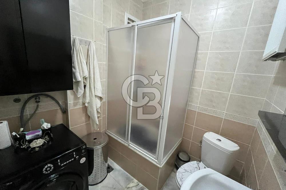 Maltepe Altayçeşme Nihal Sokakta 4 katlı binada kombili kiralık daire 