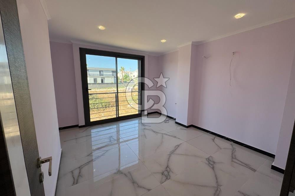 Didim Efelerde TAM MÜSTAKİL Deniz Manzaralı Havuzlu Otoparklı 5+1 Villa