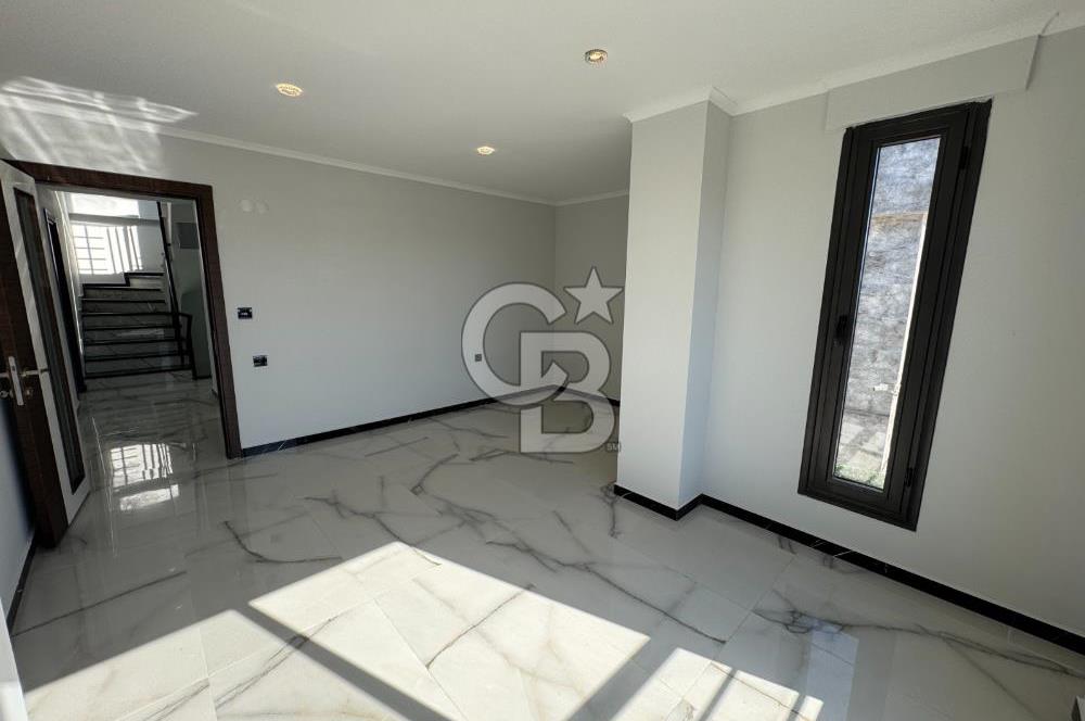Didim Efelerde TAM MÜSTAKİL Deniz Manzaralı Havuzlu Otoparklı 5+1 Villa