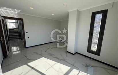 Didim Efelerde TAM MÜSTAKİL Deniz Manzaralı Havuzlu Otoparklı 5+1 Villa