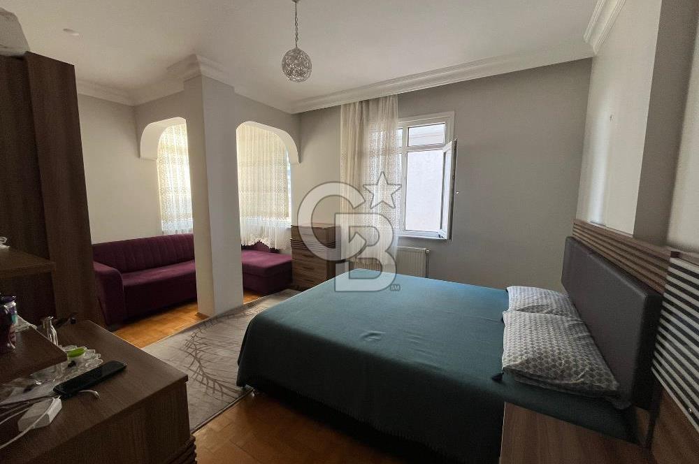 Maltepe Altayçeşme Nihal Sokakta 4 katlı binada kombili kiralık daire 