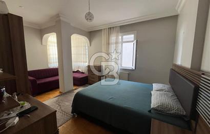 Maltepe Altayçeşme Nihal Sokakta 4 katlı binada kombili kiralık daire 