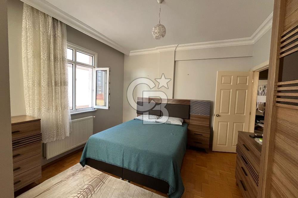 Maltepe Altayçeşme Nihal Sokakta 4 katlı binada kombili kiralık daire 