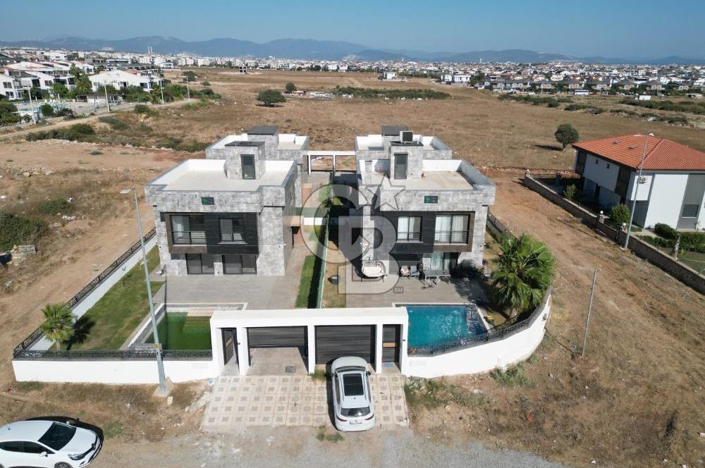 Didim Efelerde TAM MÜSTAKİL Deniz Manzaralı Havuzlu Otoparklı 5+1 Villa