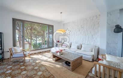 ÇEŞME ARDIÇ PUNTA MEVKİİ DENİZ MANZARALI VİLLA