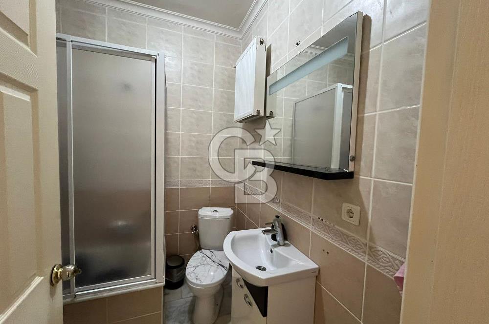 Maltepe Altayçeşme Nihal Sokakta 4 katlı binada kombili kiralık daire 