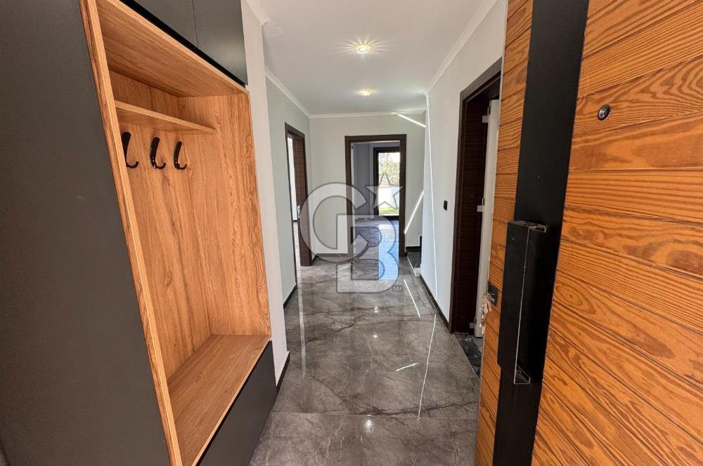 Didim Efelerde TAM MÜSTAKİL Deniz Manzaralı Havuzlu Otoparklı 5+1 Villa